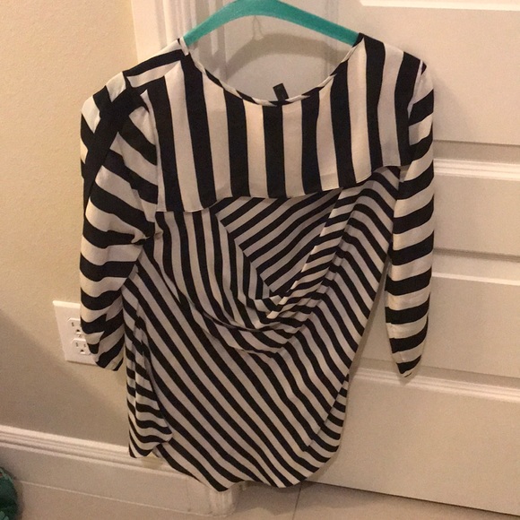 Blouse - Picture 2 of 4